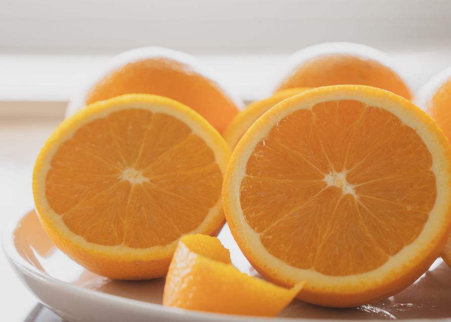 How to Stay Consistent With Iron, B12 And The Nutrients Worth Testing, Without Overthinking It
